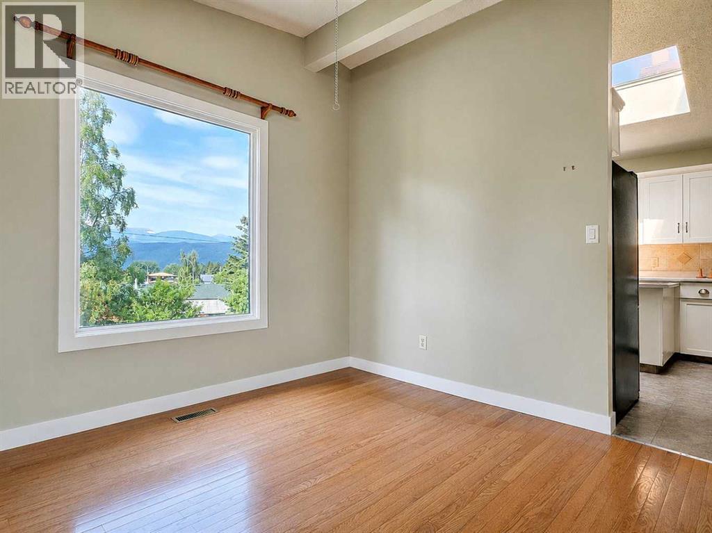 10730 Shand Avenue — photo 10