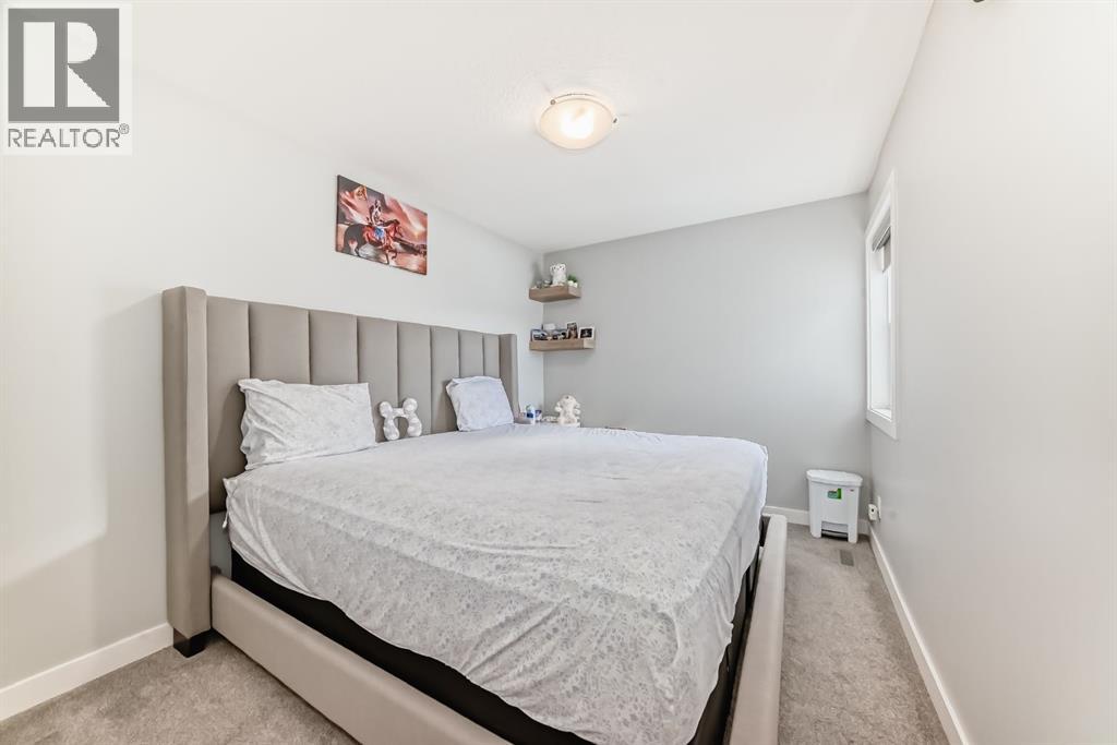 216 Homestead Grove NE - 24