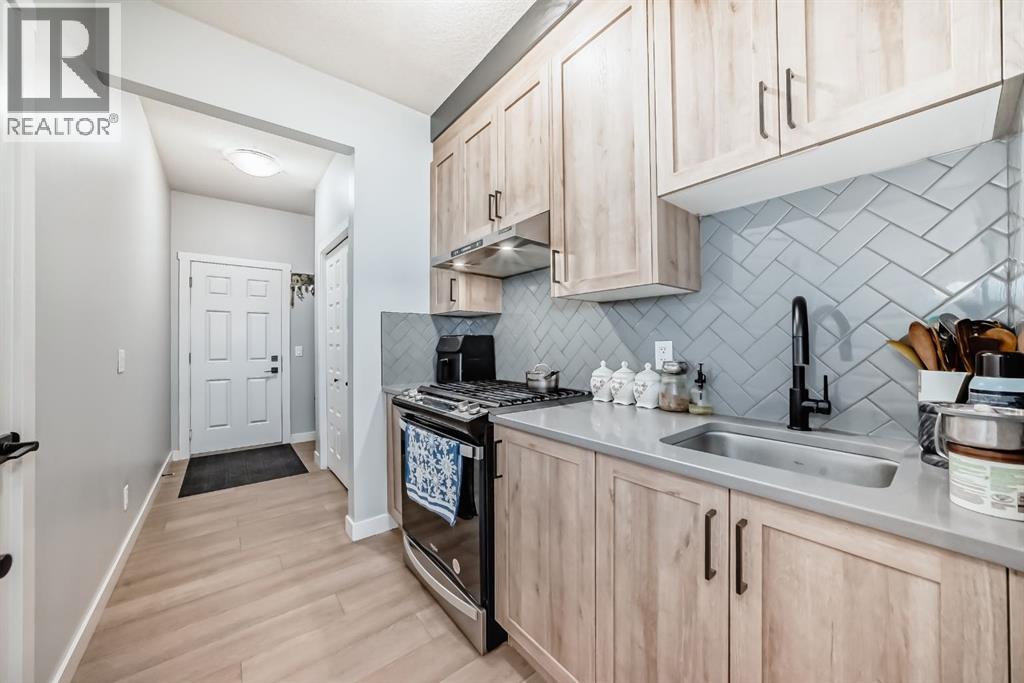 216 Homestead Grove NE - 6