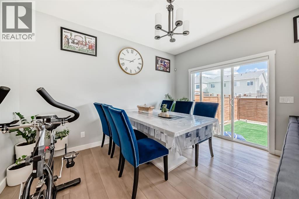 216 Homestead Grove NE - 9