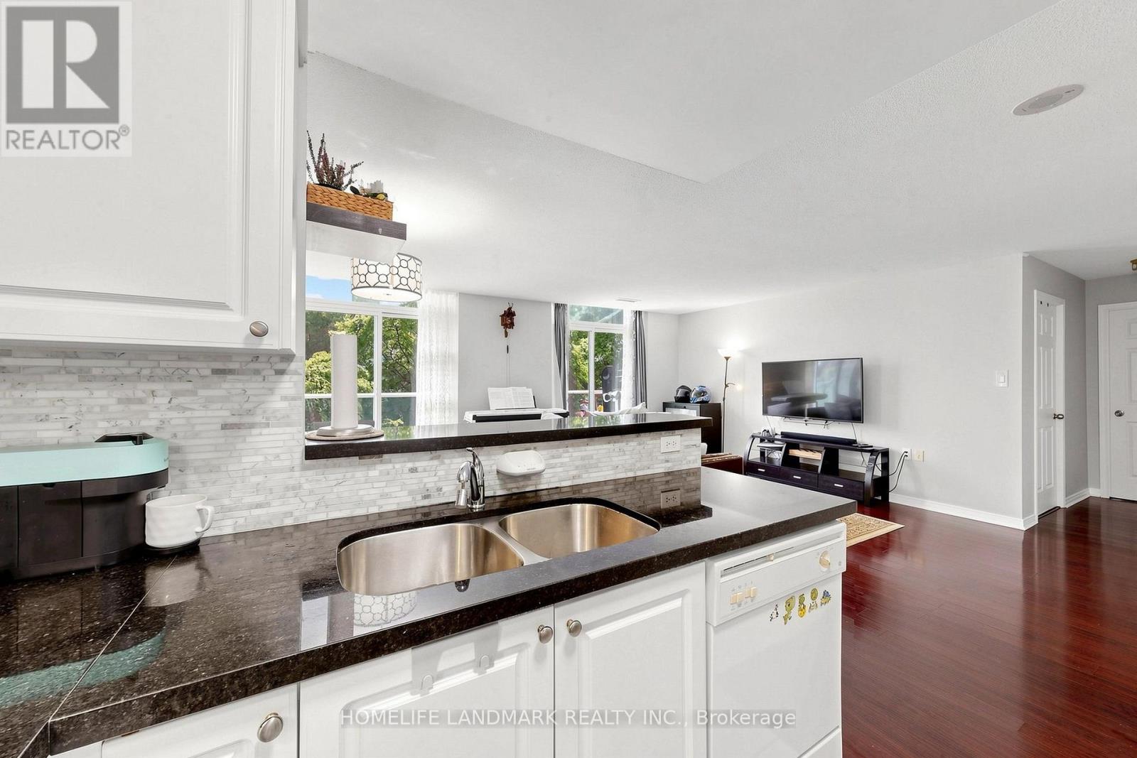 #312 22 OLIVE AVENUE - 12