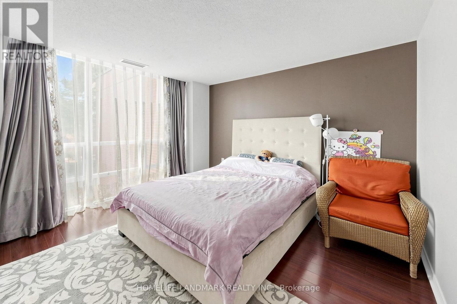 #312 22 OLIVE AVENUE - 14