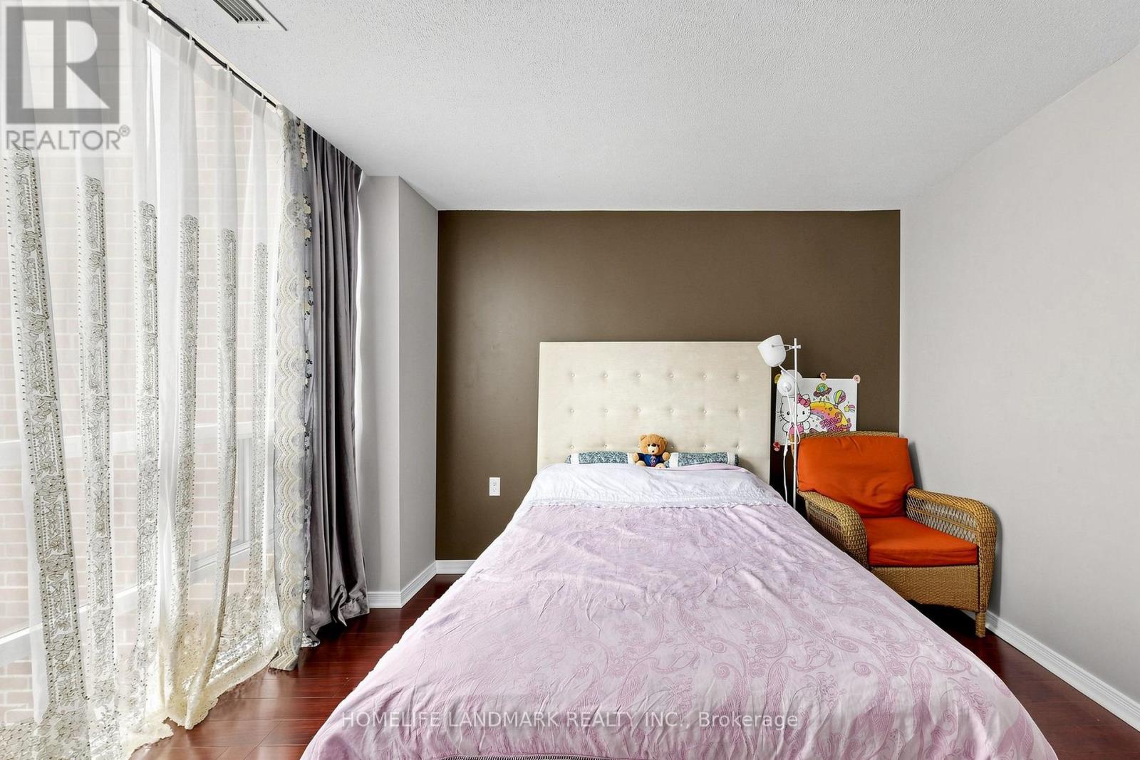 #312 22 OLIVE AVENUE - 15