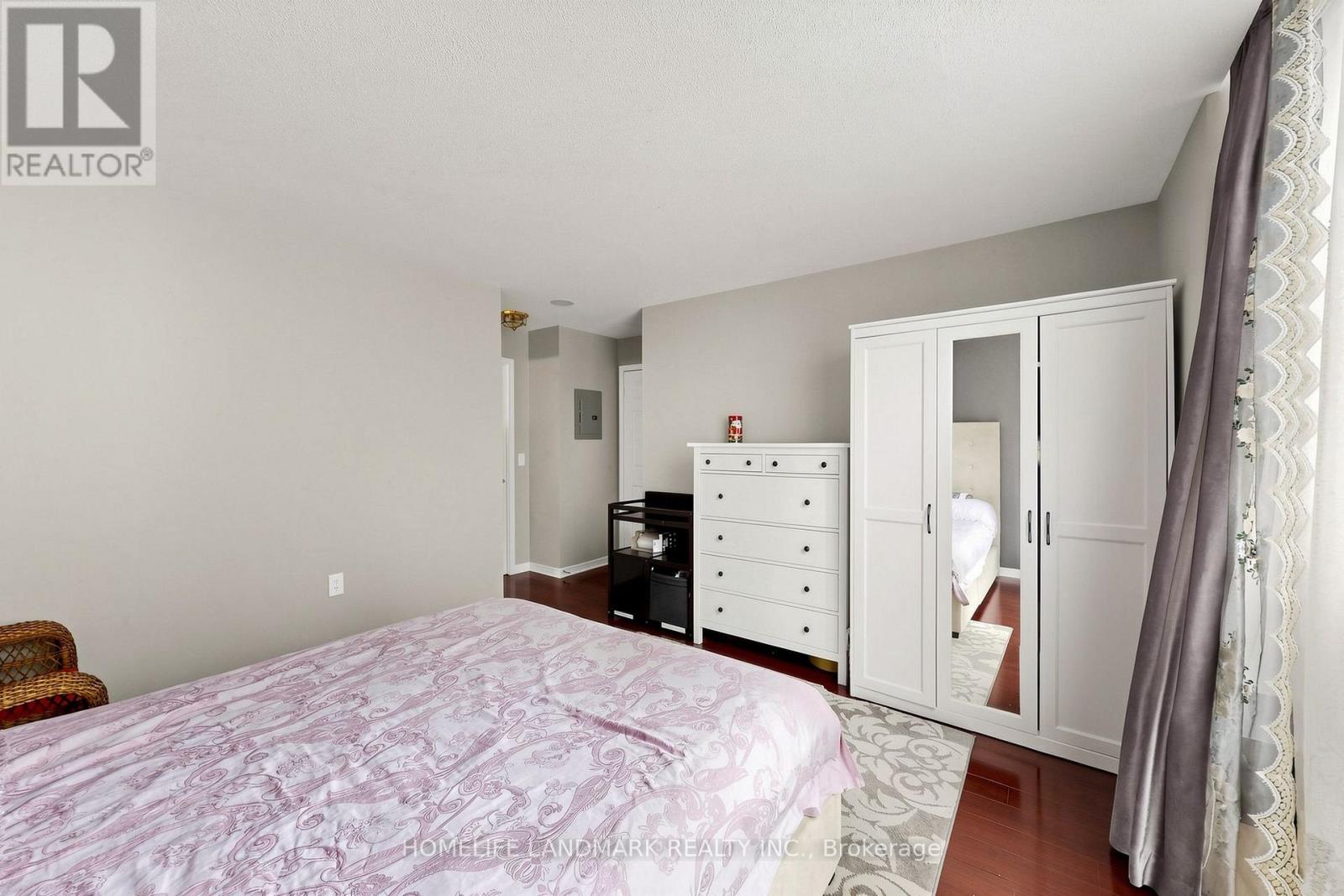 #312 22 OLIVE AVENUE - 18