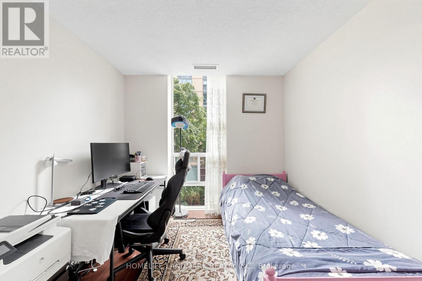 #312 22 OLIVE AVENUE - 20