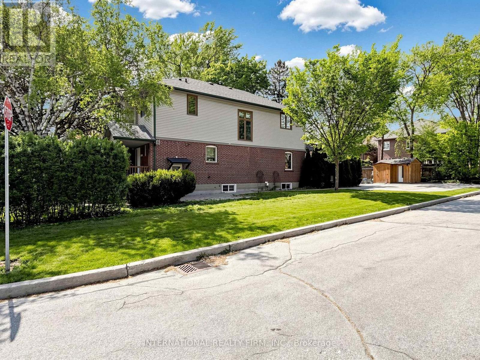 200 BURNDALE AVENUE - 2