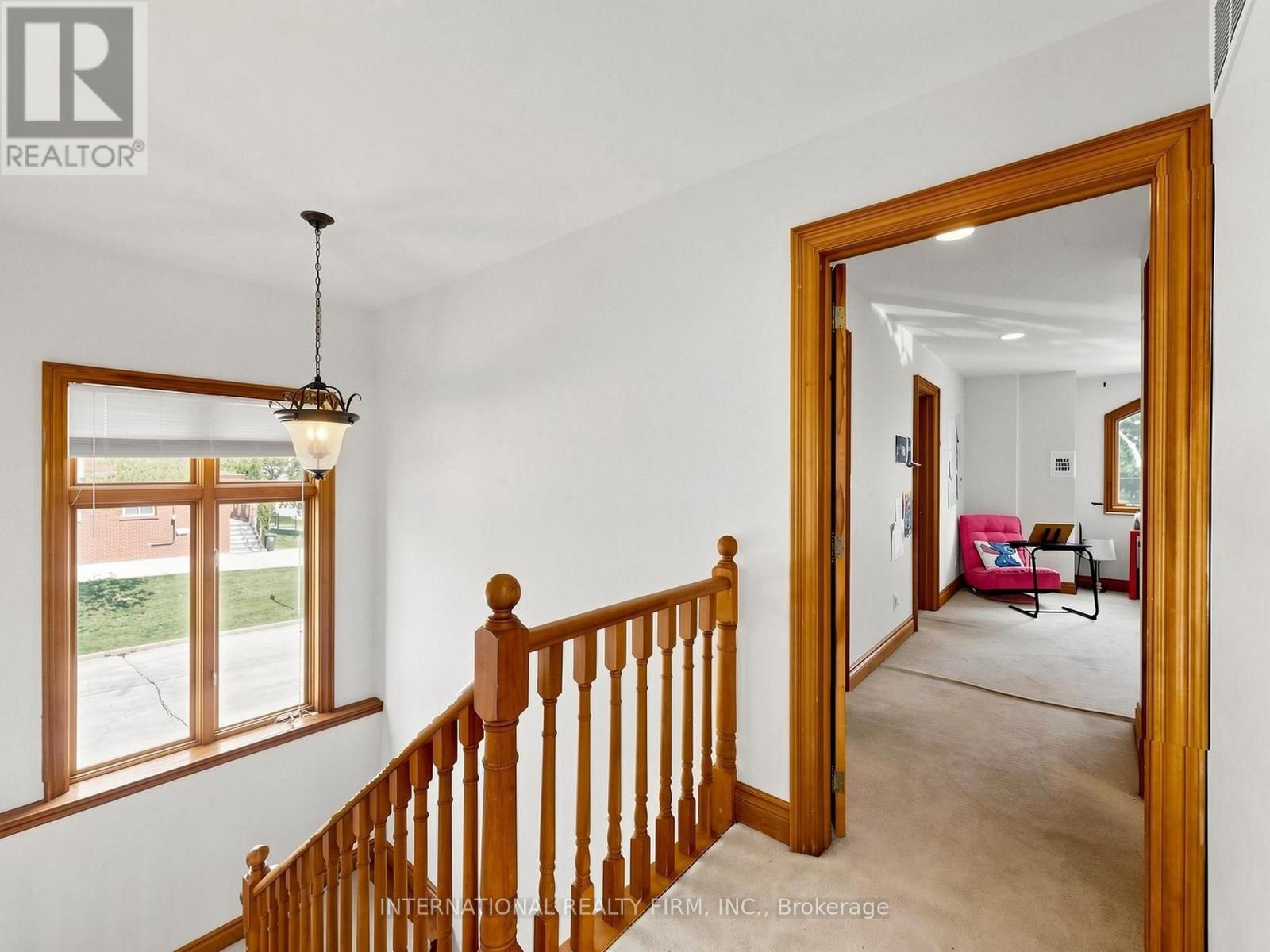 200 BURNDALE AVENUE - 23