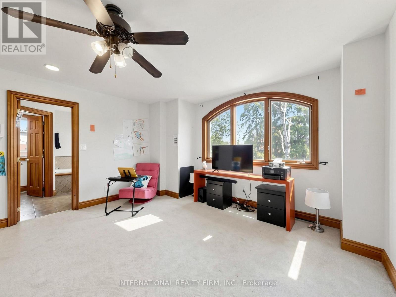 200 BURNDALE AVENUE - 26