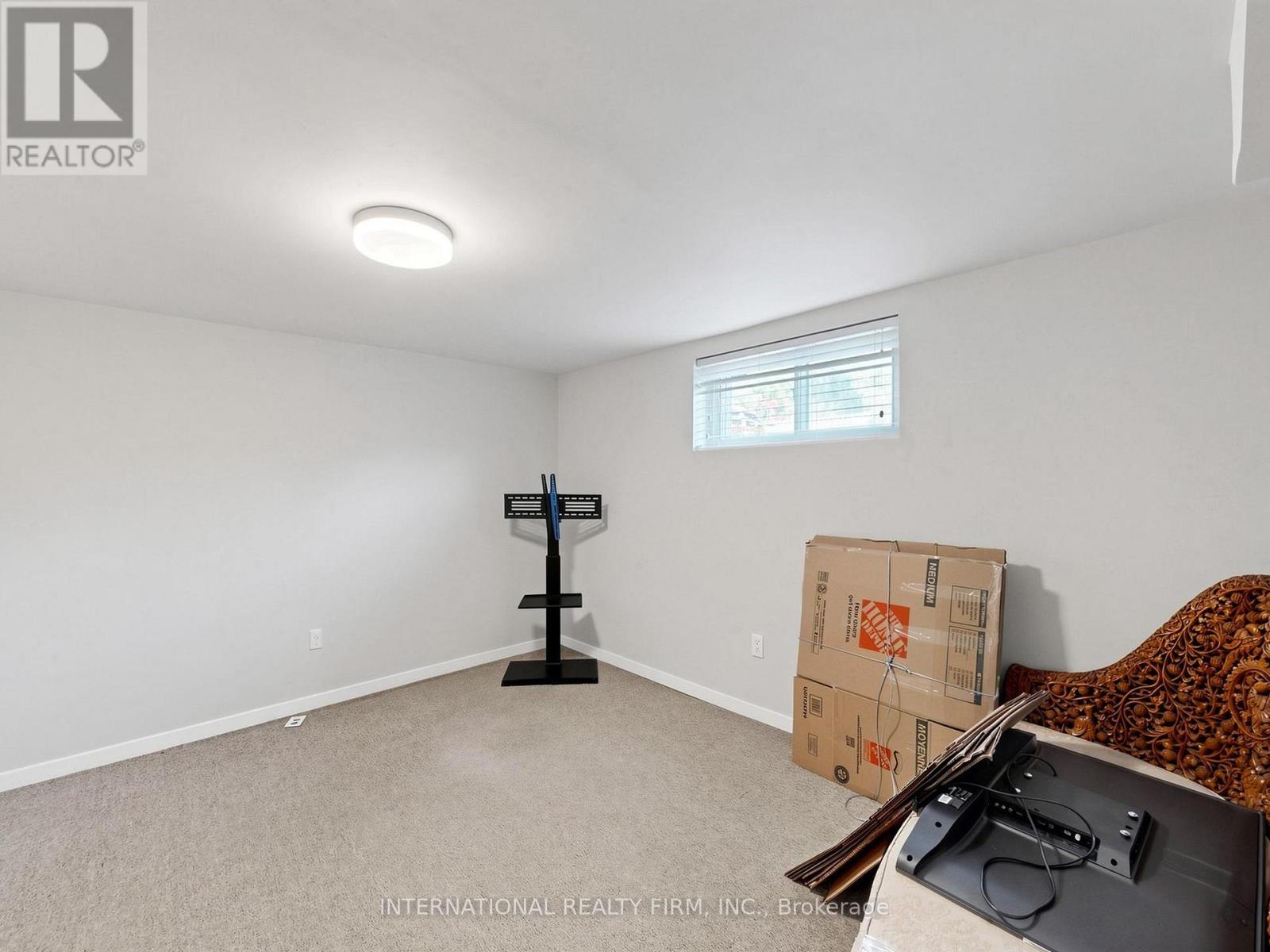 200 BURNDALE AVENUE - 39