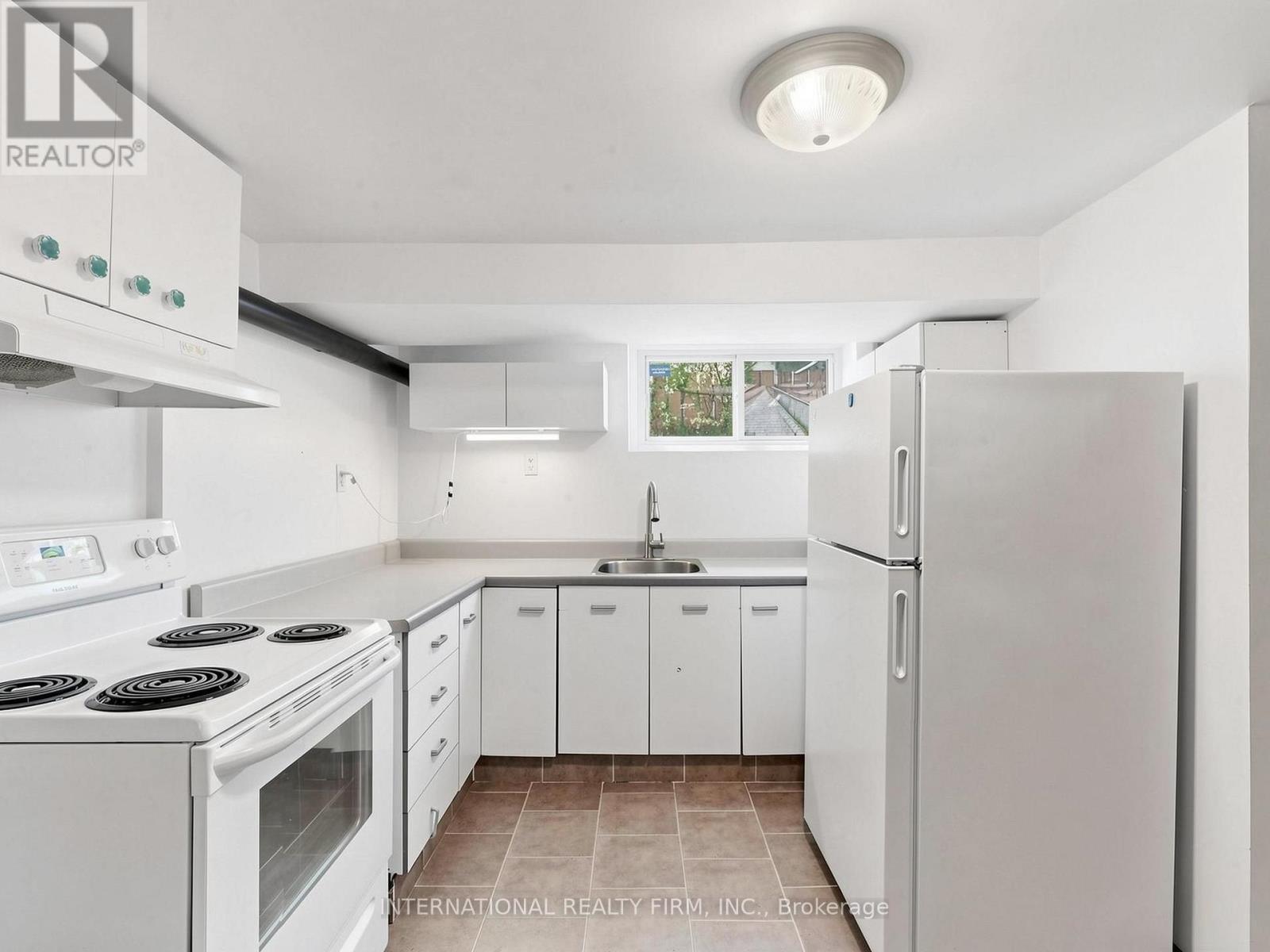 200 BURNDALE AVENUE - 42