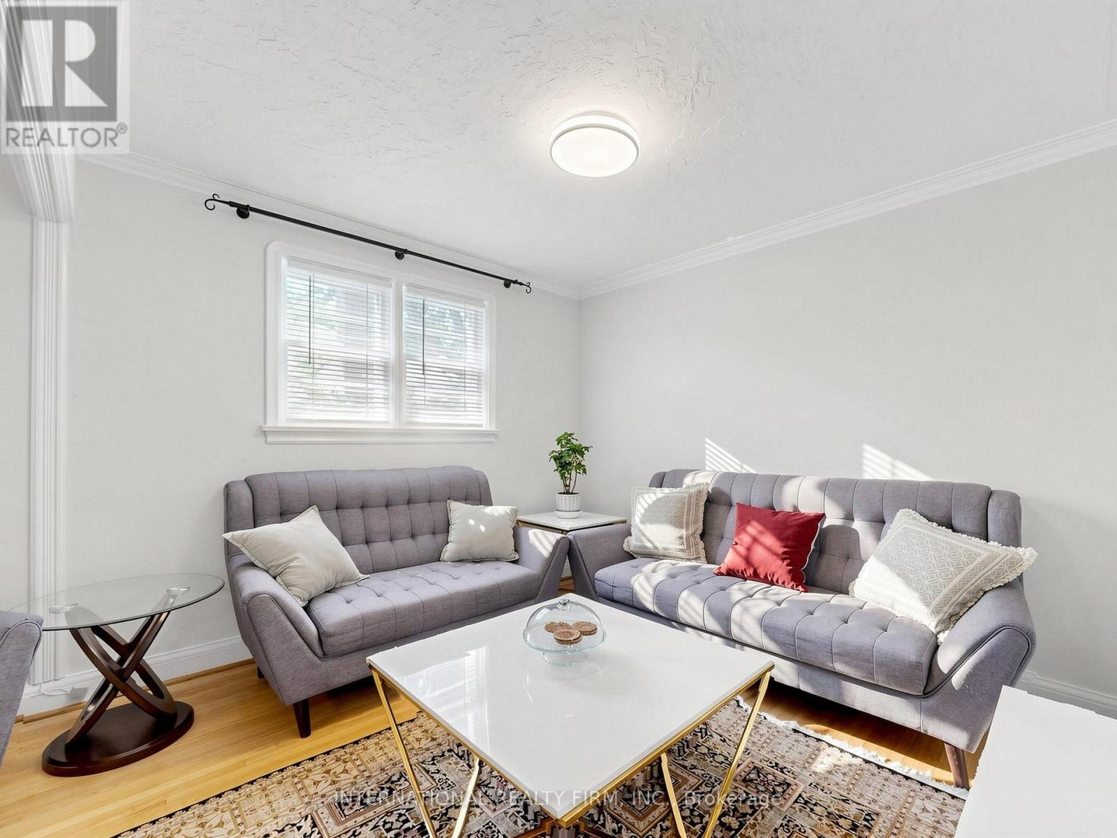 200 BURNDALE AVENUE - 7