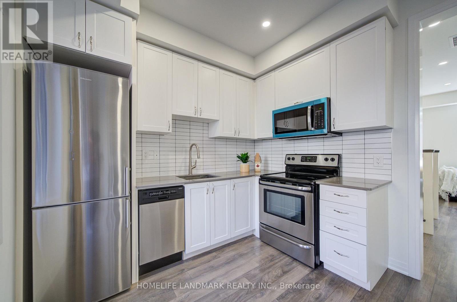 38 SARAH JACKSON CRESCENT - 11