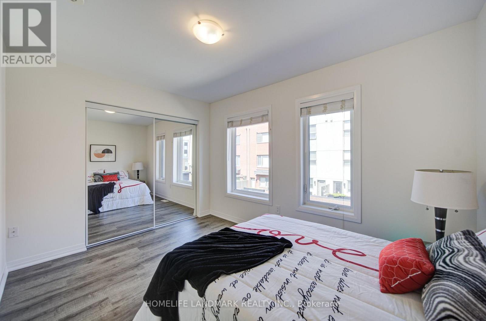 38 SARAH JACKSON CRESCENT - 22