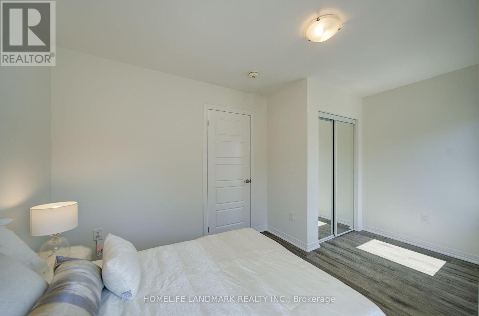38 SARAH JACKSON CRESCENT - 24
