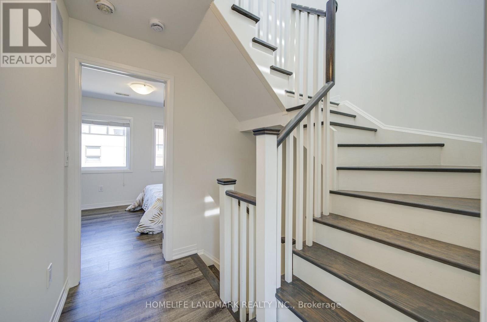 38 SARAH JACKSON CRESCENT - 27