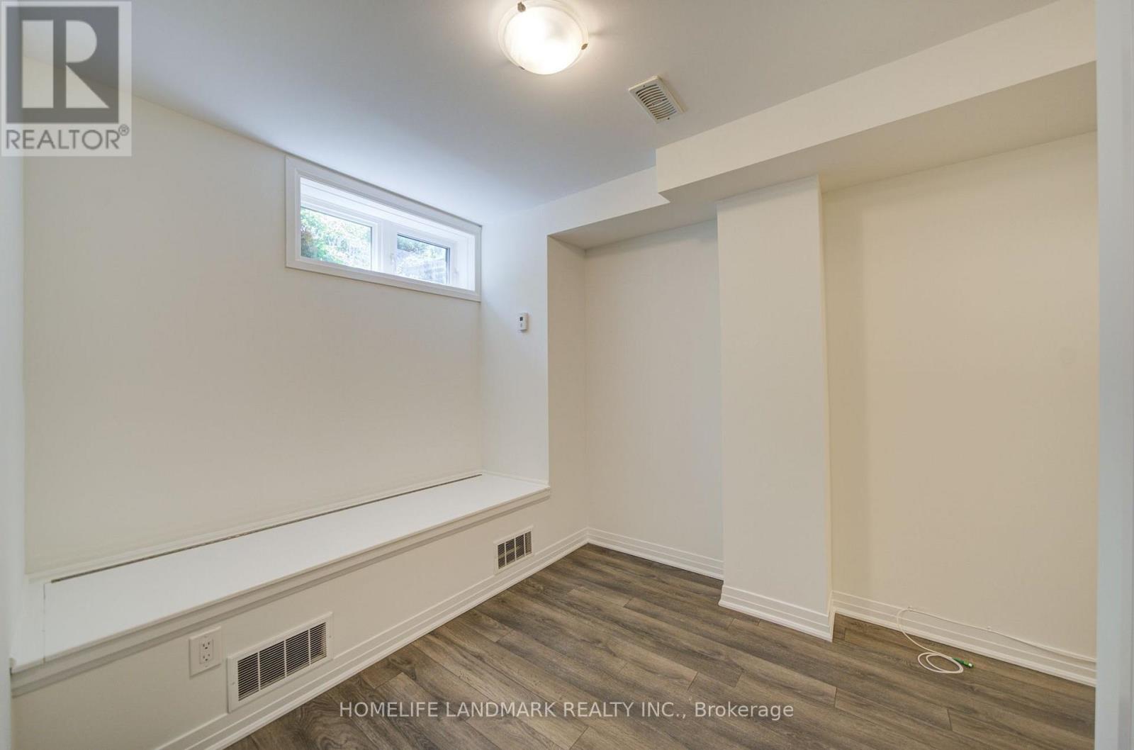 38 SARAH JACKSON CRESCENT - 45