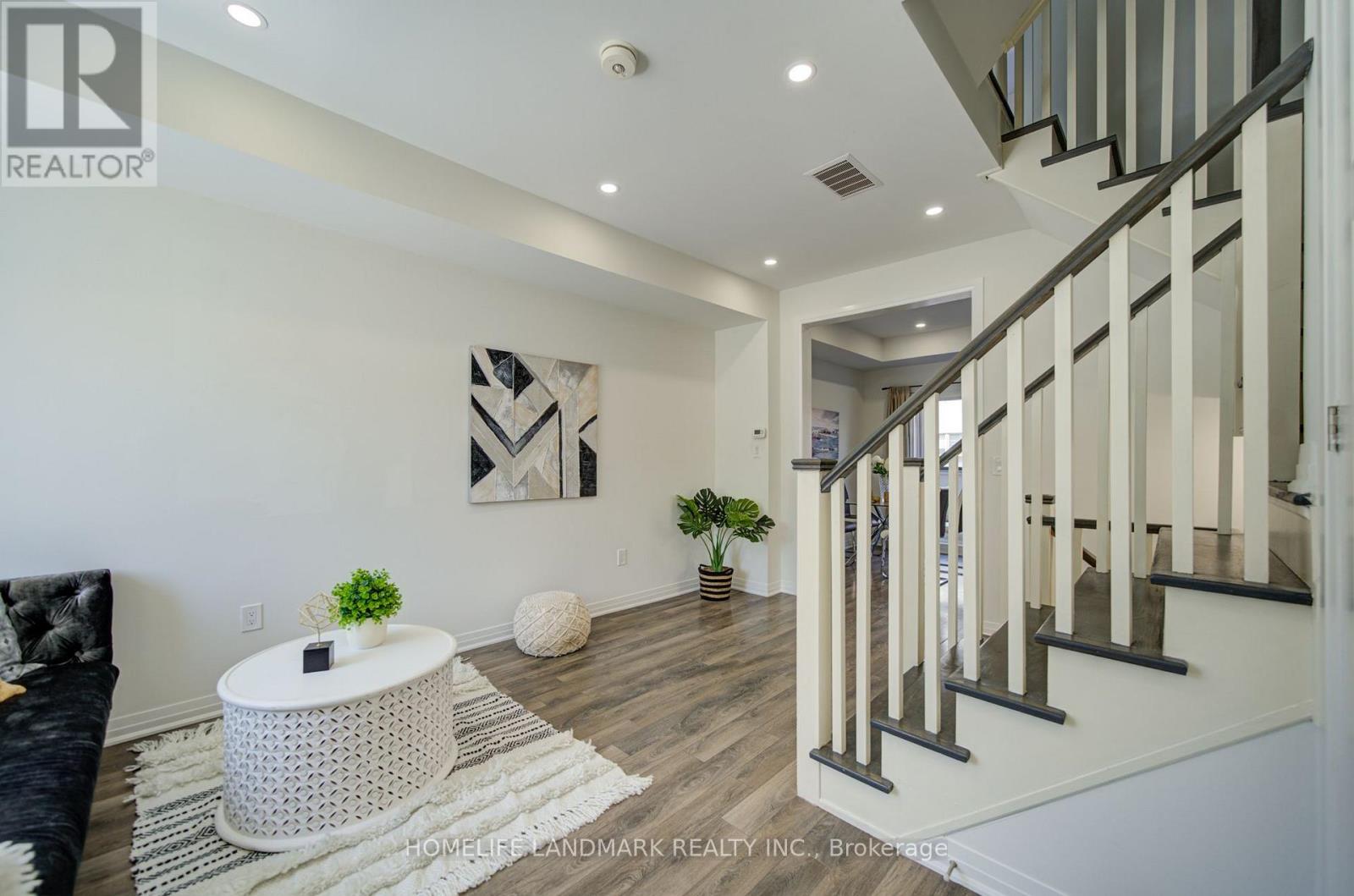 38 SARAH JACKSON CRESCENT - 7