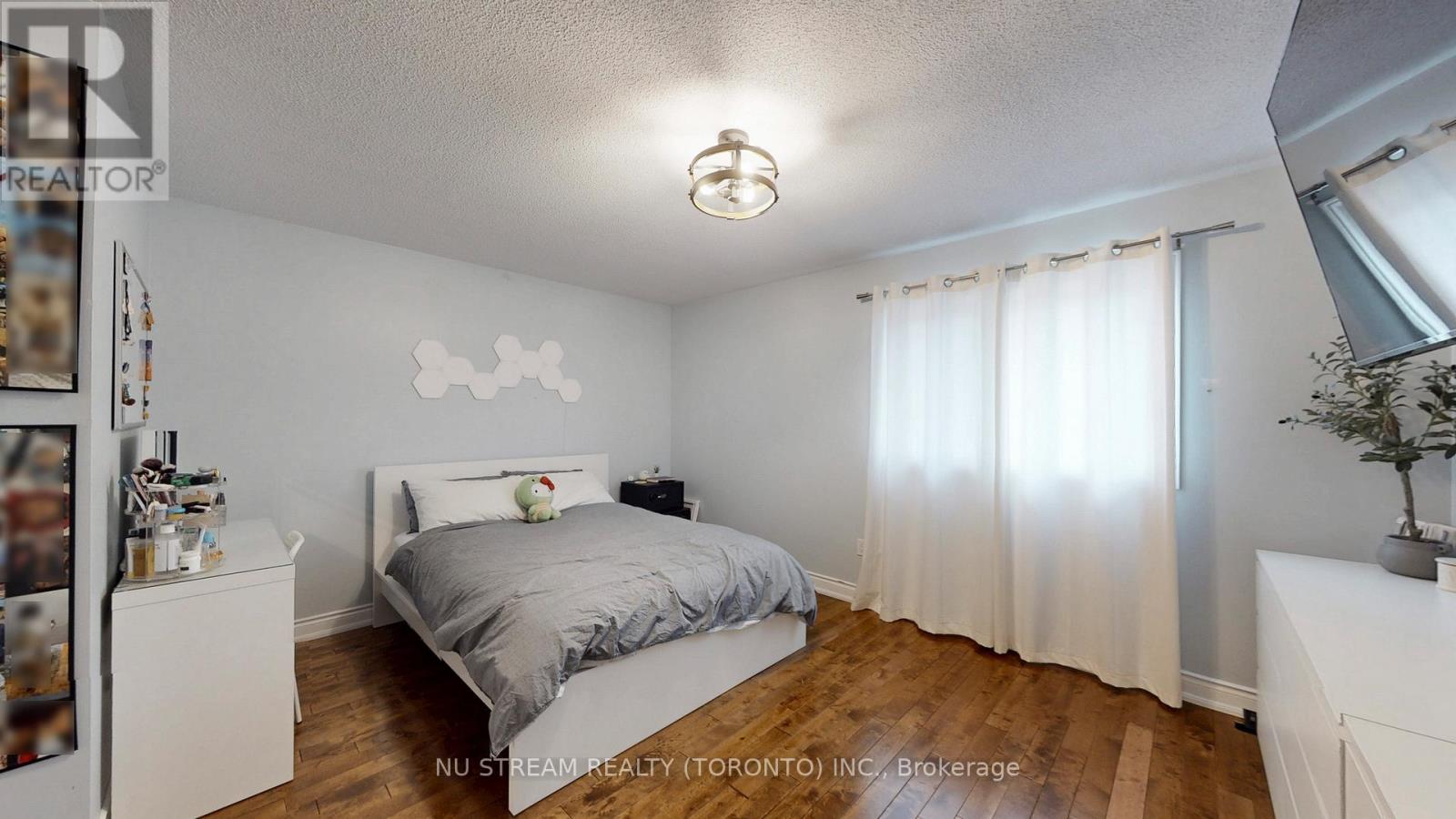 3926 HAZELRIDGE ROAD - 18
