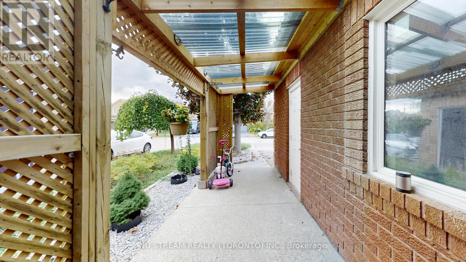 3926 HAZELRIDGE ROAD - 2