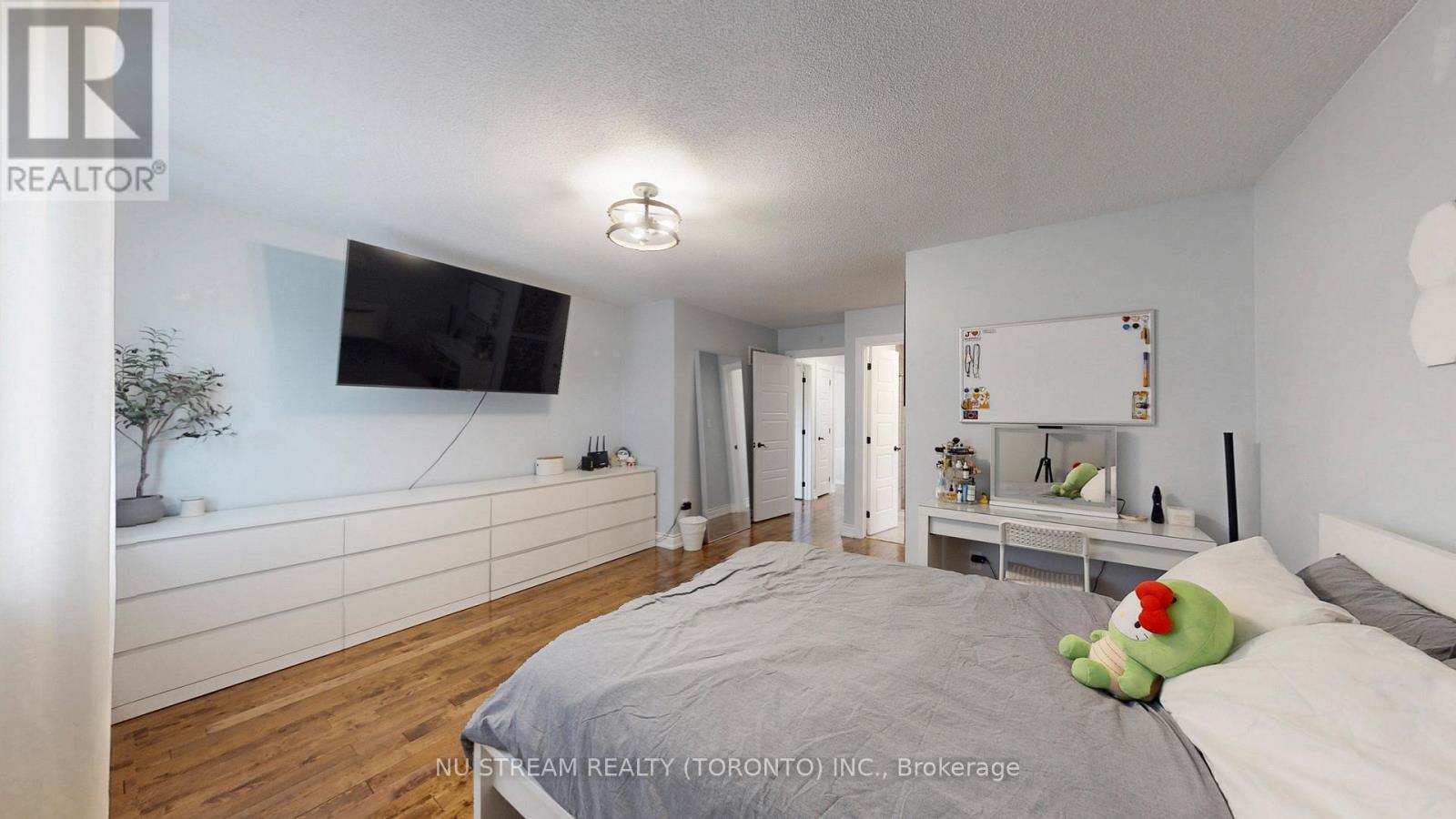 3926 HAZELRIDGE ROAD - 22