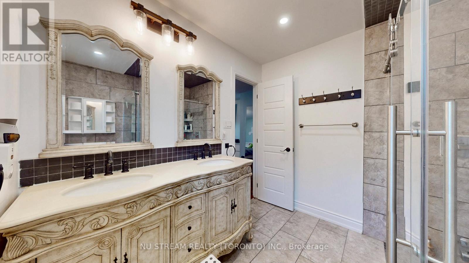 3926 HAZELRIDGE ROAD - 23