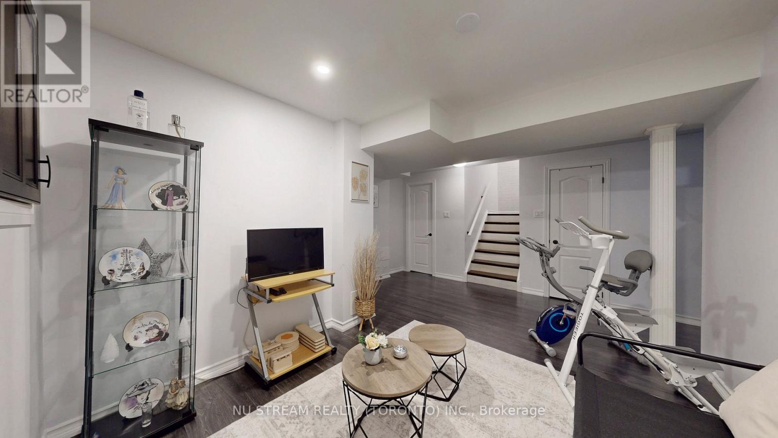 3926 HAZELRIDGE ROAD - 36