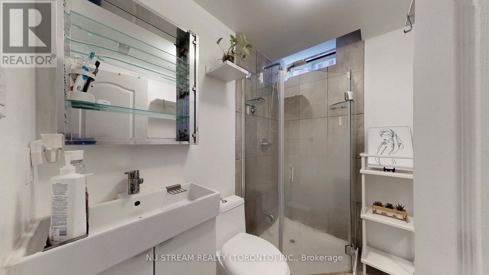 3926 HAZELRIDGE ROAD - 44