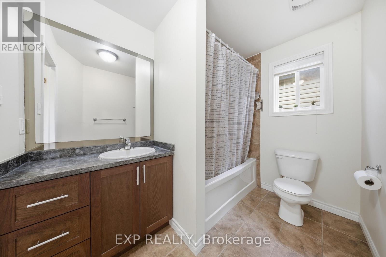 35 THAMES WAY - 23