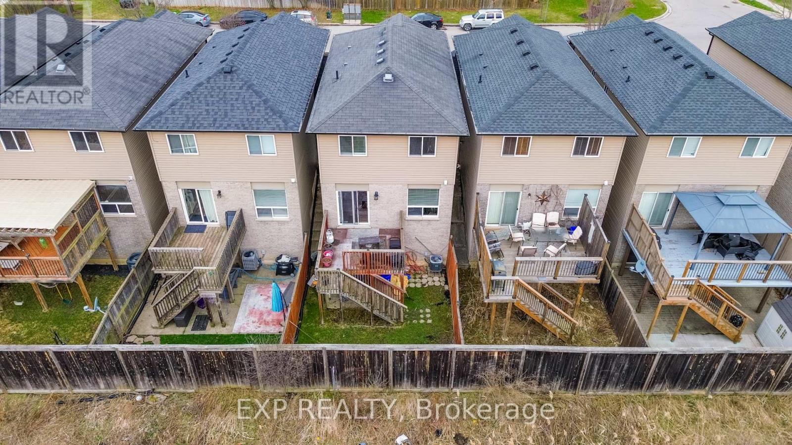35 THAMES WAY - 37