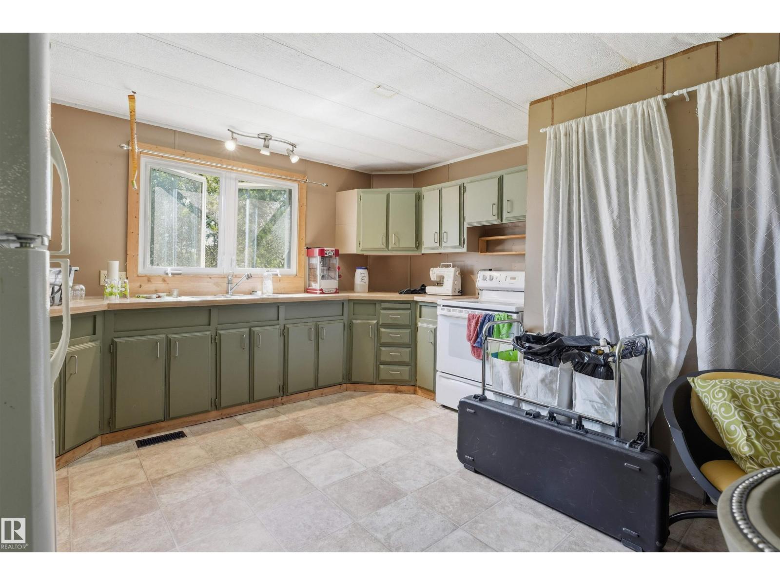 1524A TWP ROAD 544 - 35