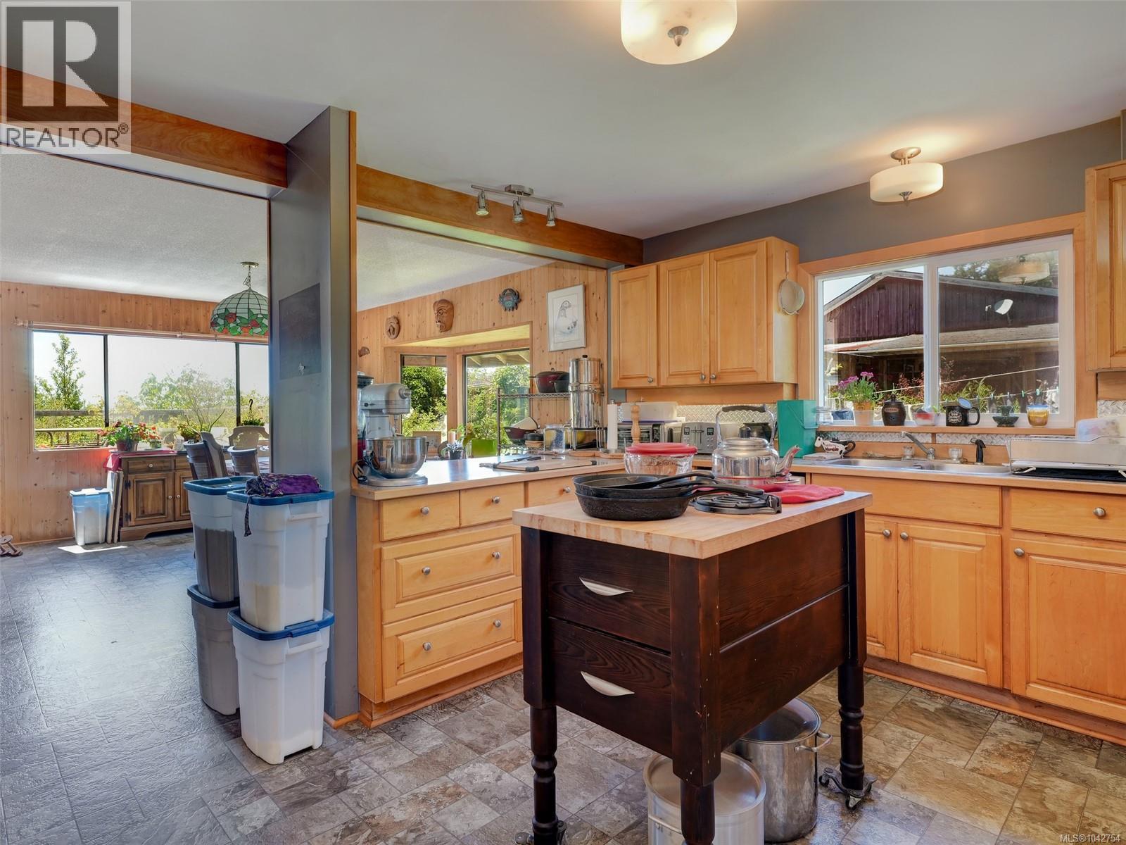 11720 West Coast Rd - 10