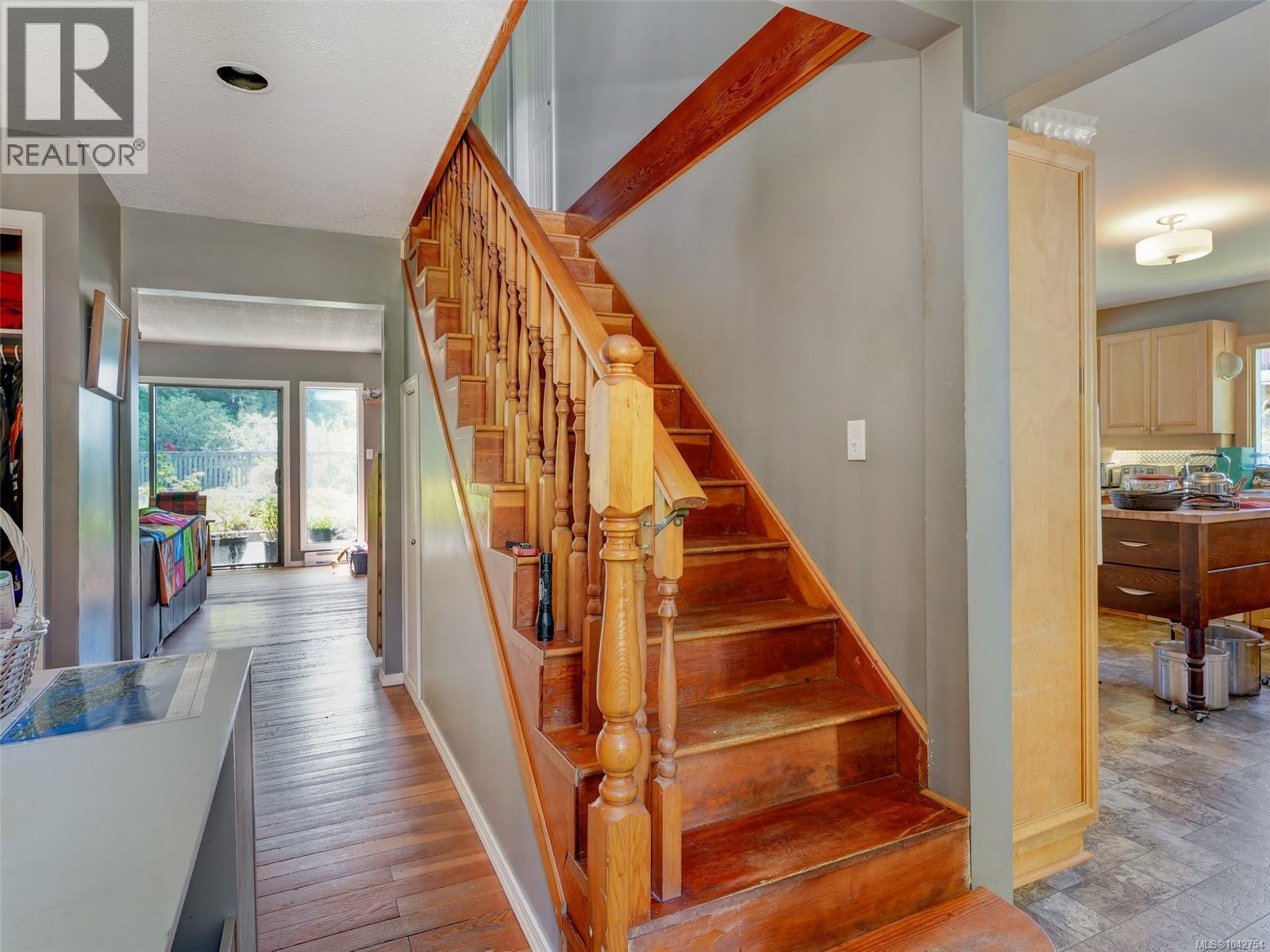 11720 West Coast Rd - 17