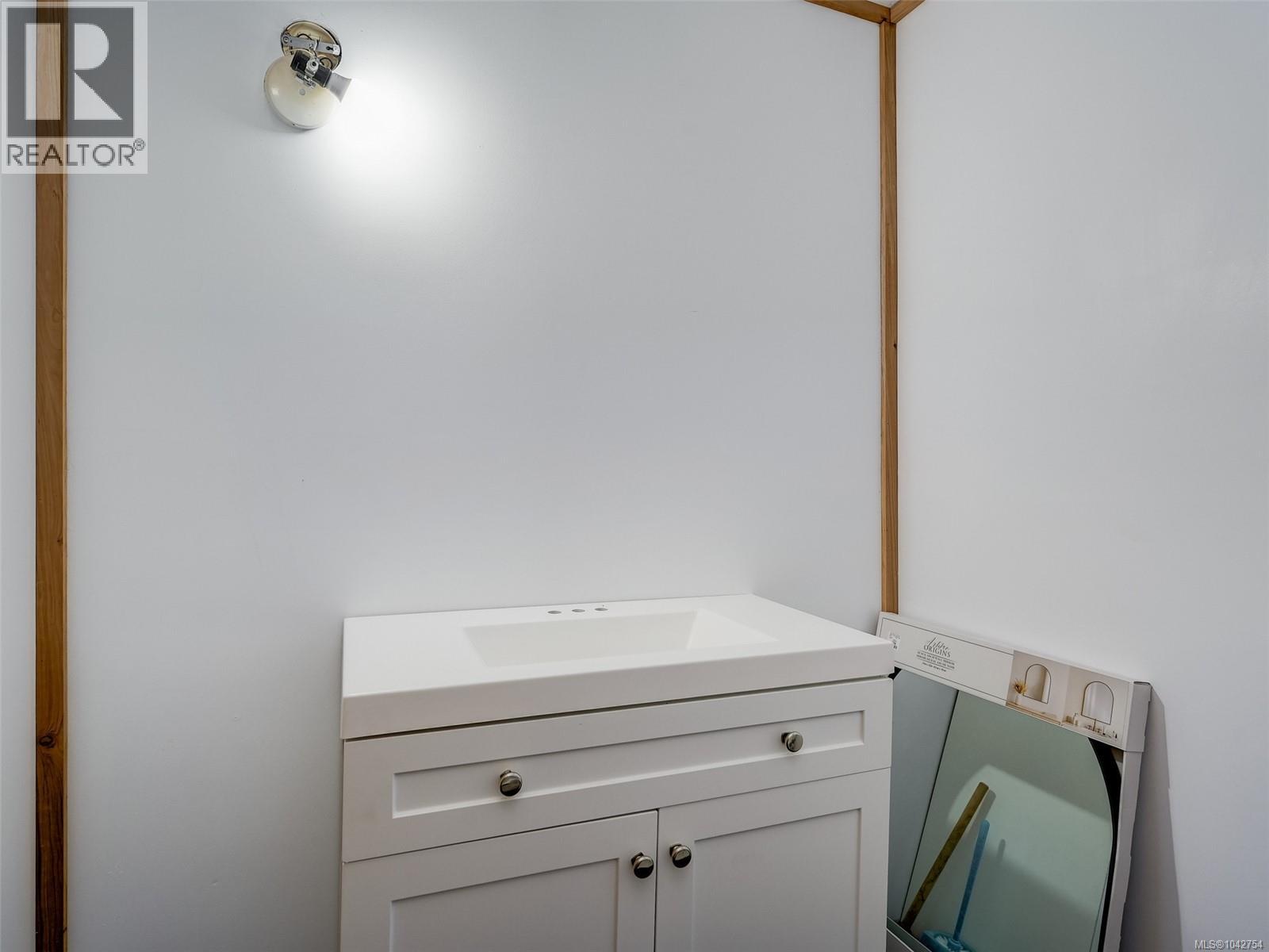 11720 West Coast Rd - 30
