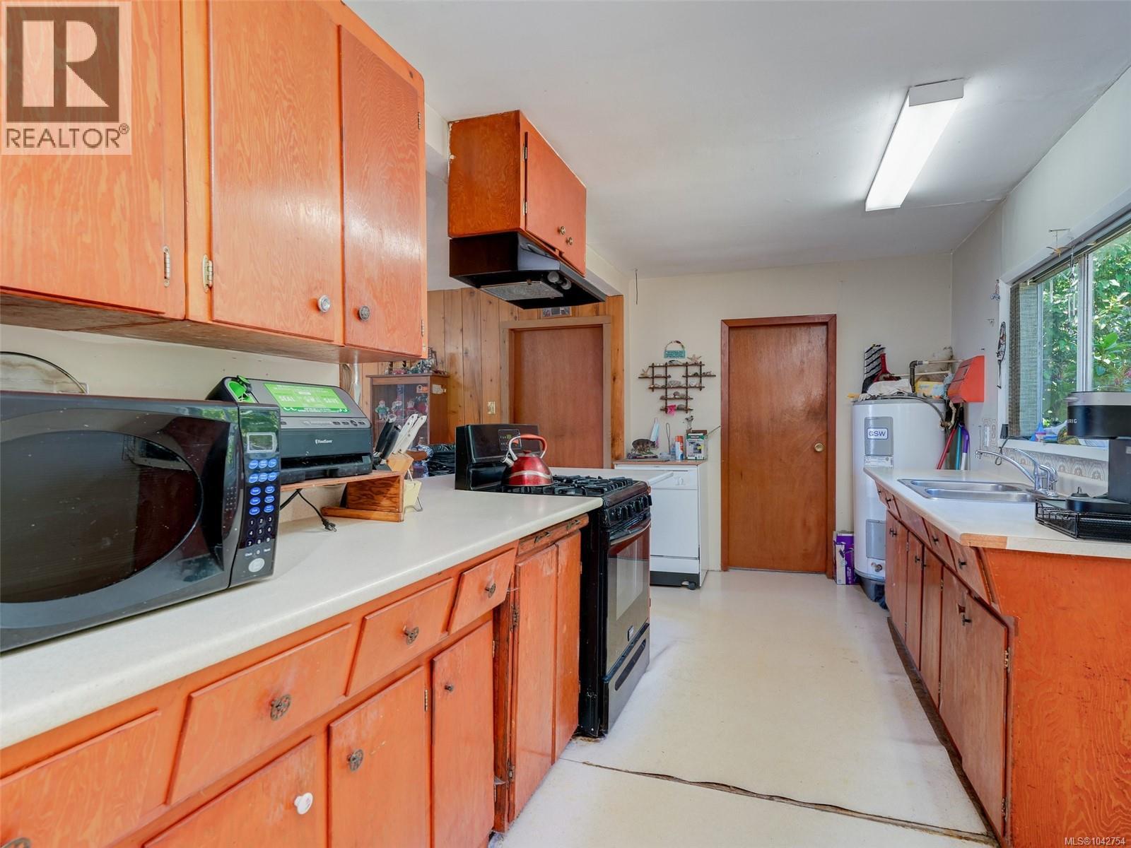 11720 West Coast Rd - 44