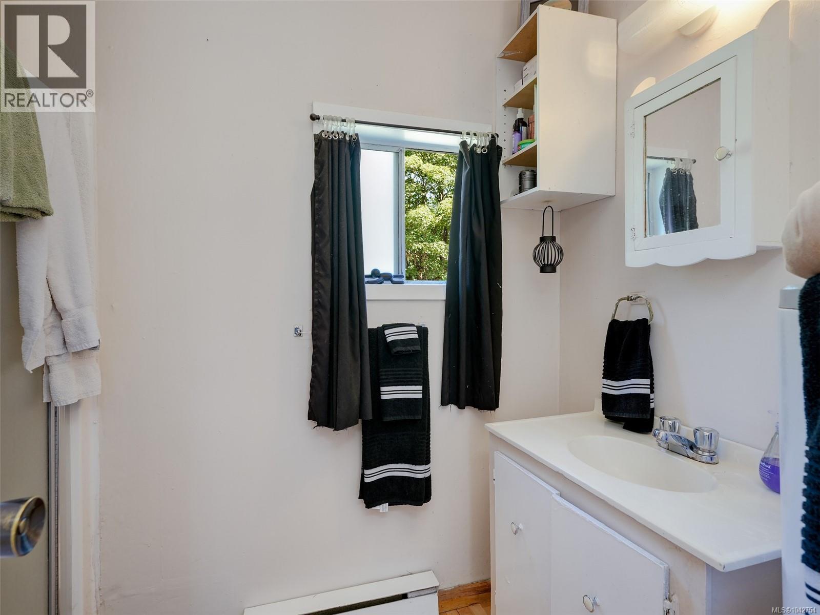 11720 West Coast Rd - 73