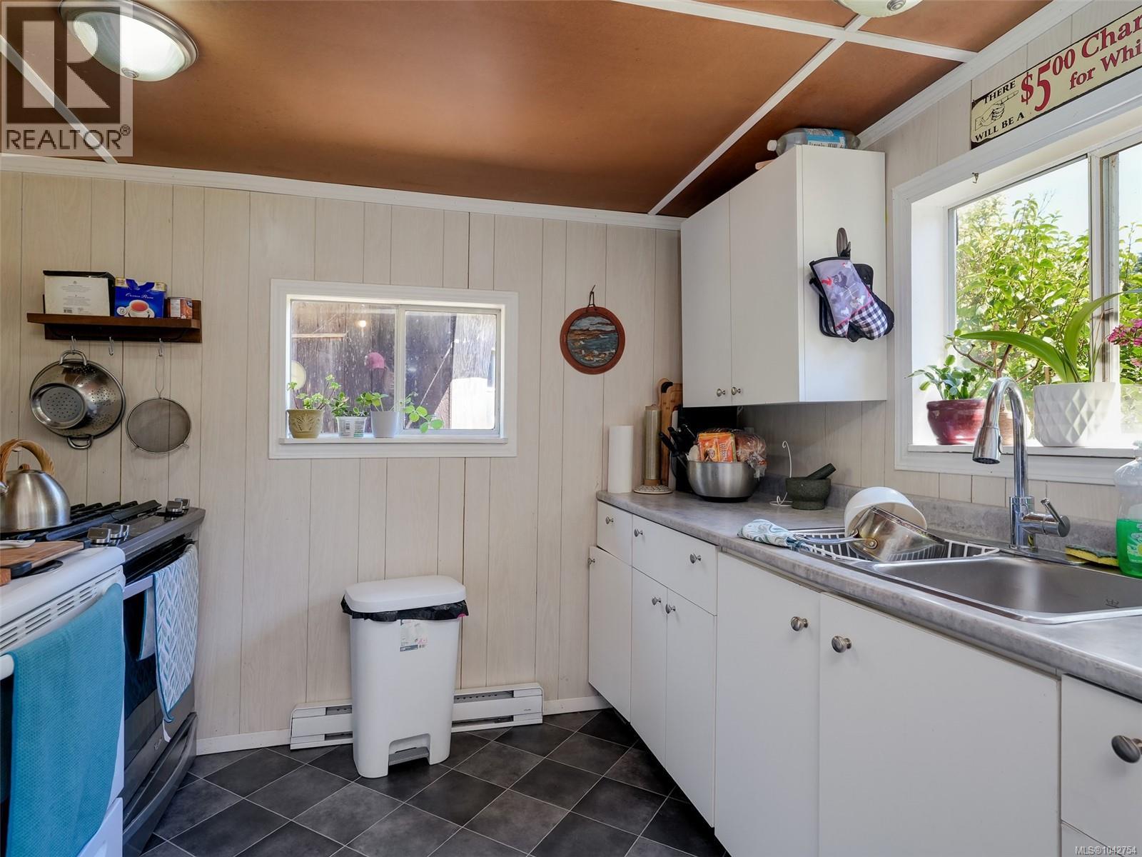 11720 West Coast Rd - 80
