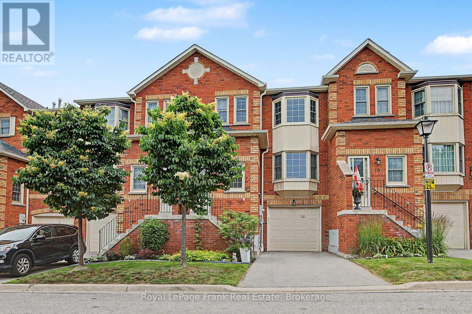 #20 1610 CRAWFORTH STREET - 2
