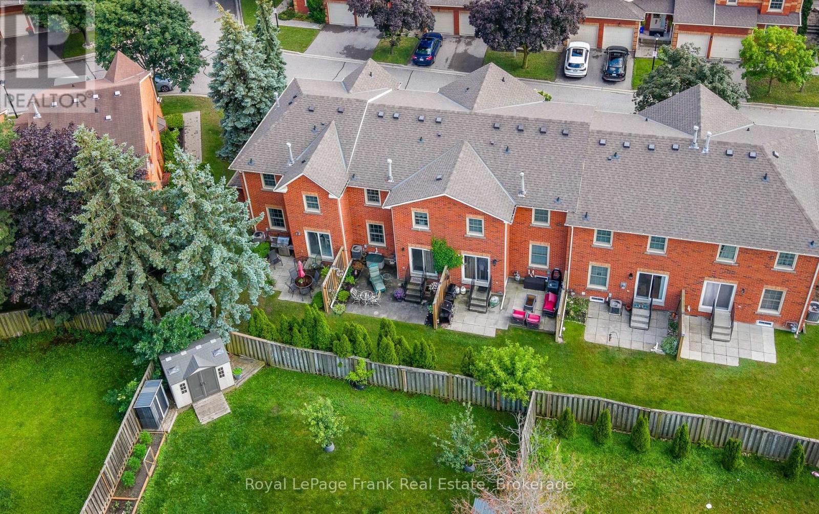 #20 1610 CRAWFORTH STREET - 36