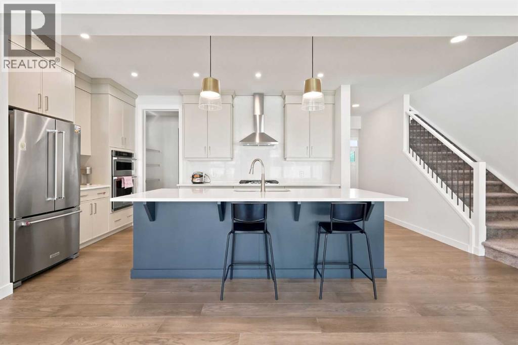 7164 11 Avenue SW — photo 8
