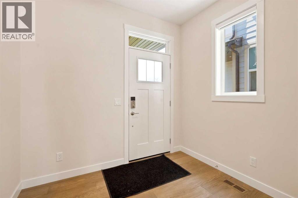 7164 11 Avenue SW — photo 46