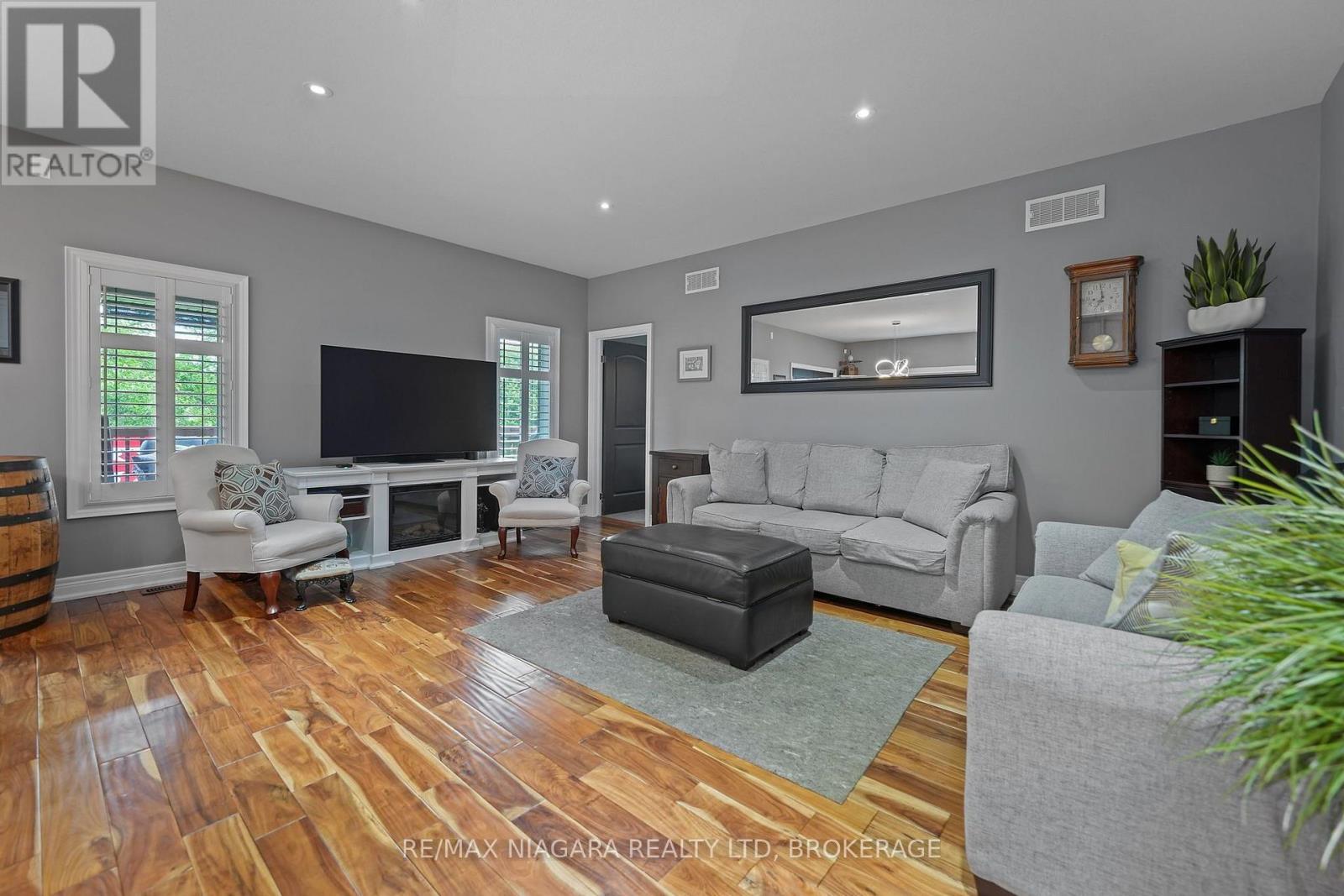 7245 OPTIMIST LANE - 12