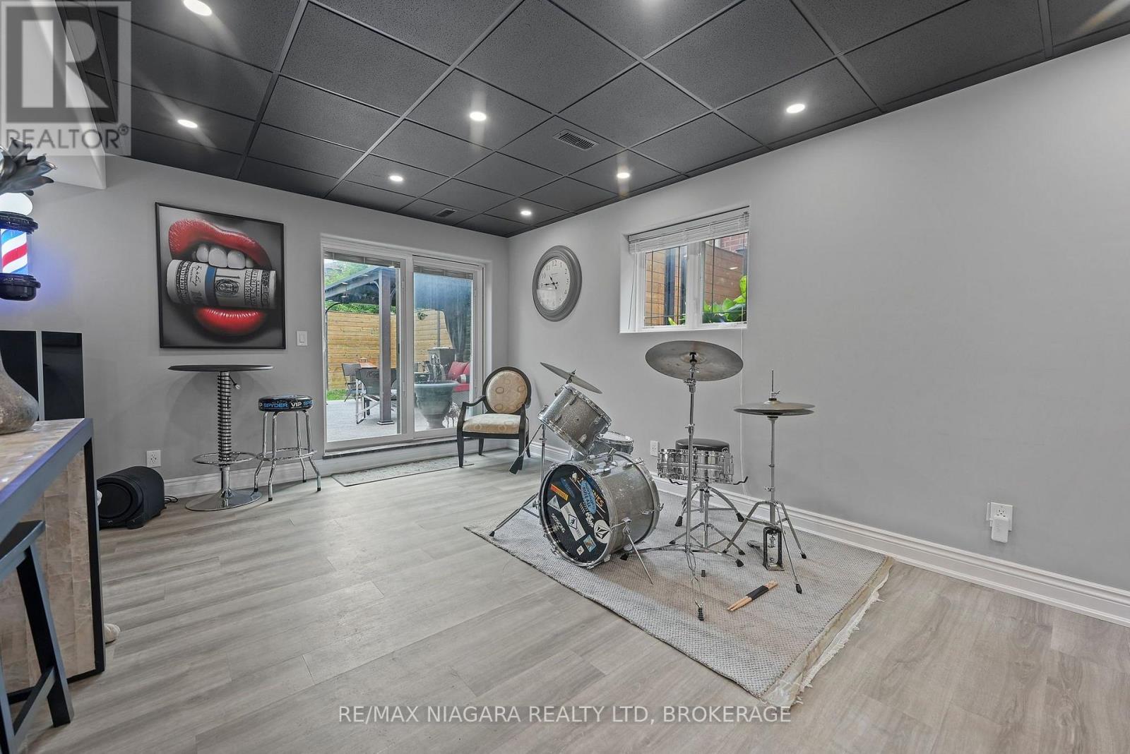 7245 OPTIMIST LANE - 27