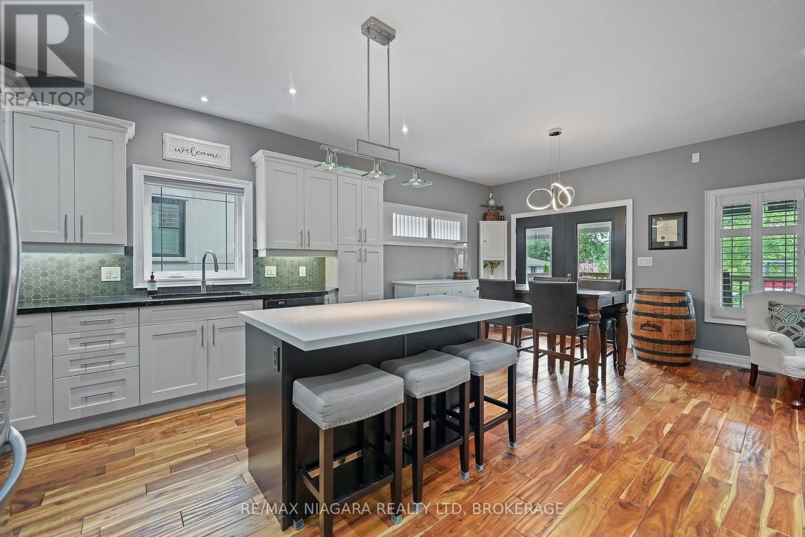 7245 OPTIMIST LANE - 8