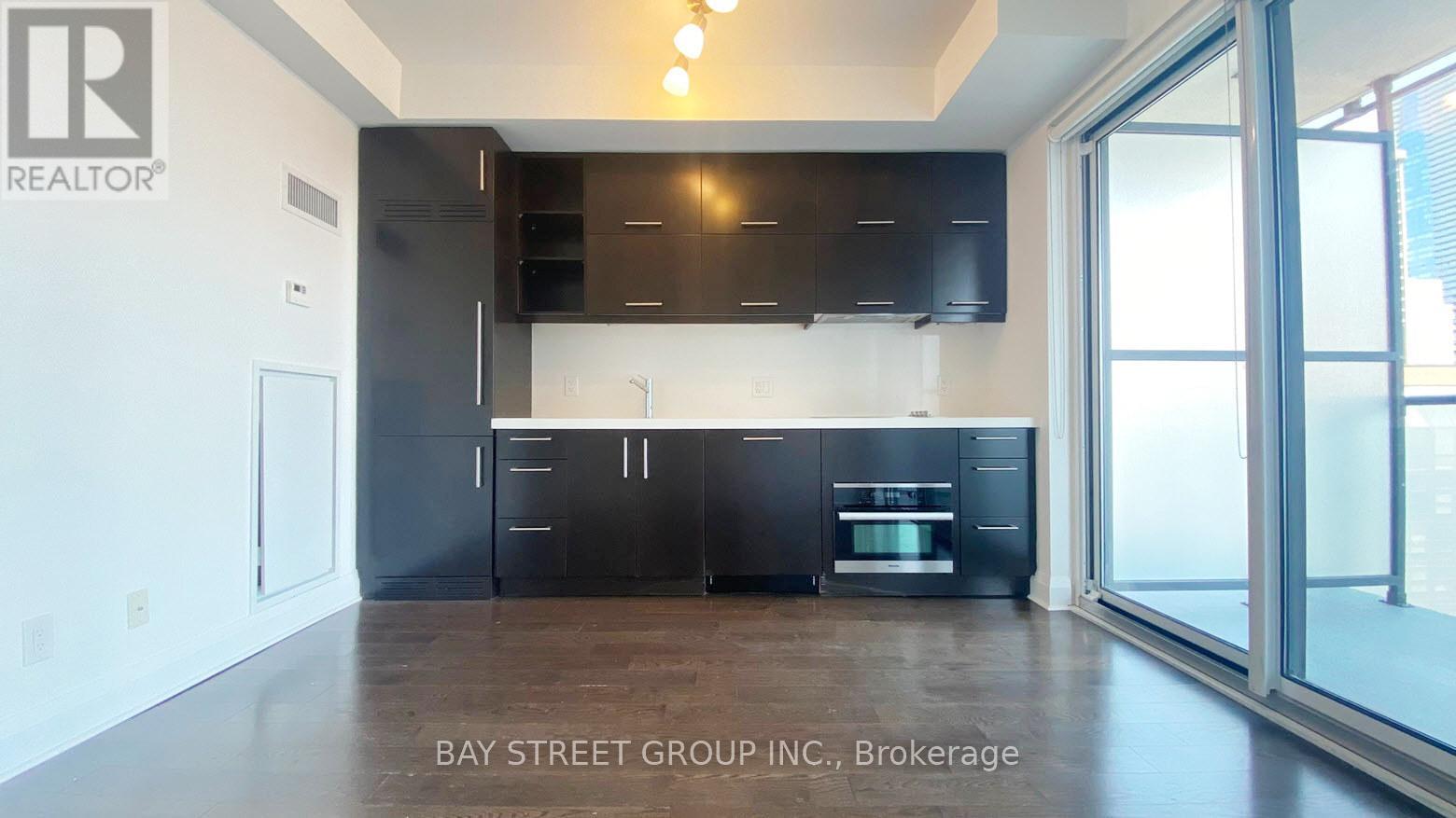 #2910 65 ST MARY STREET - 3
