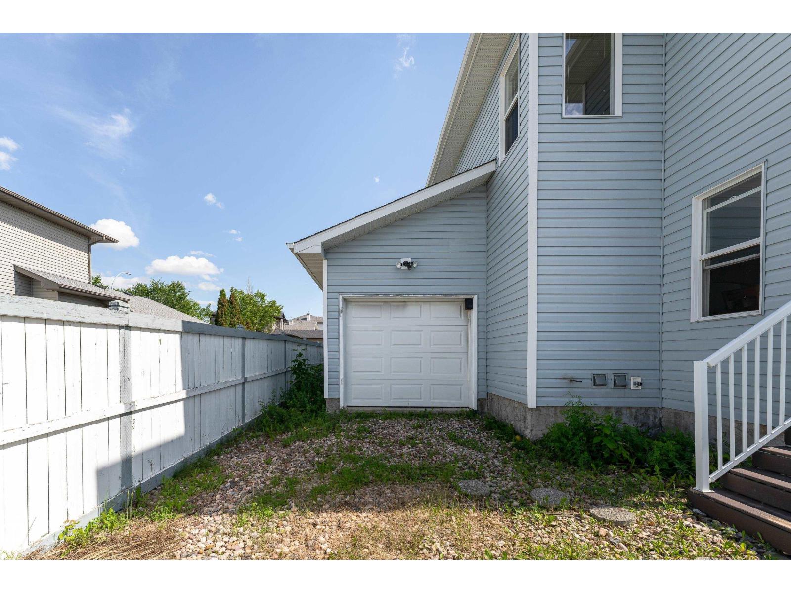 65 WEDGEWOOD CR - 39