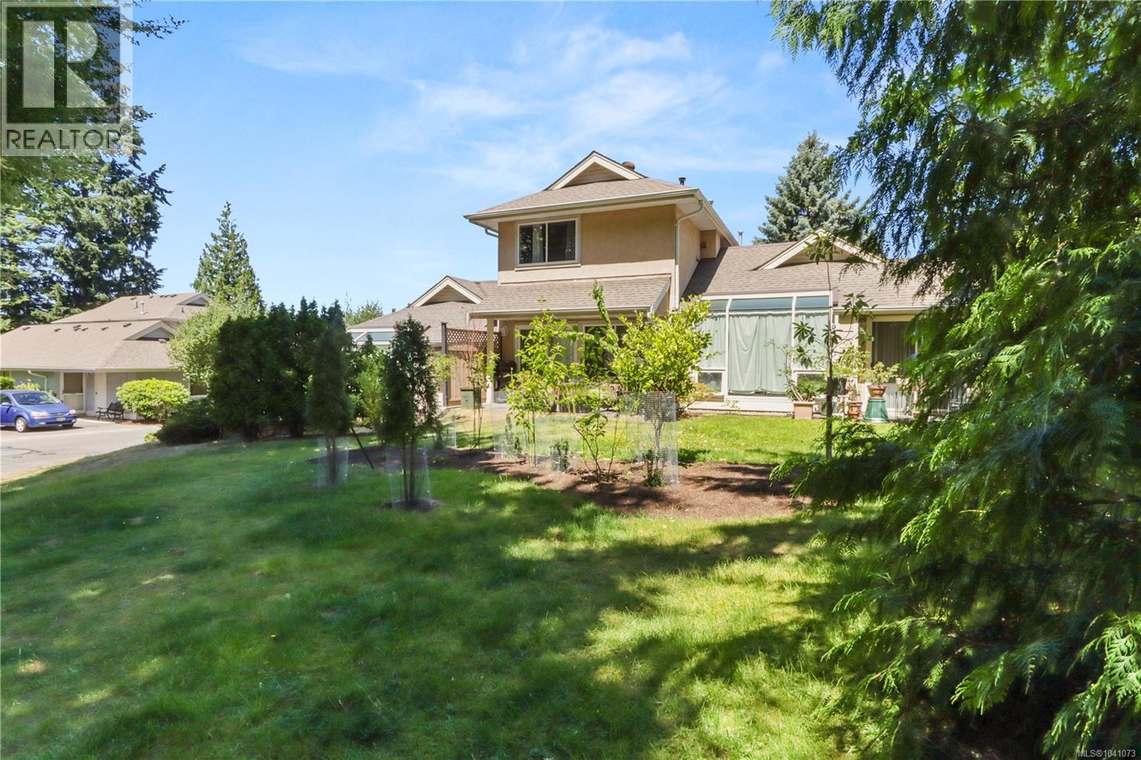 6066 Lionel Cres - 66