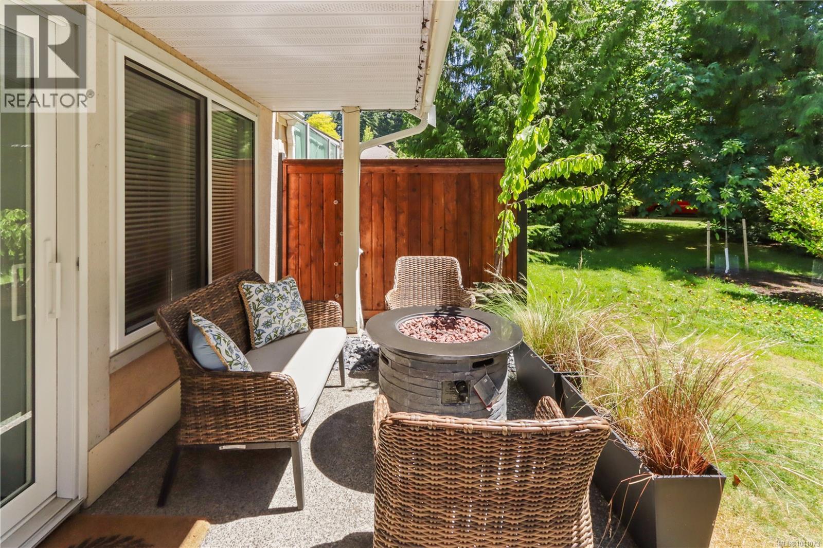 6066 Lionel Cres - 63