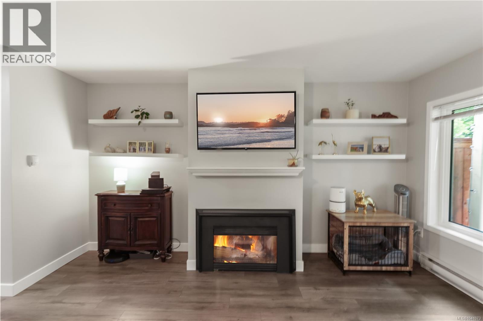 6066 Lionel Cres - 10