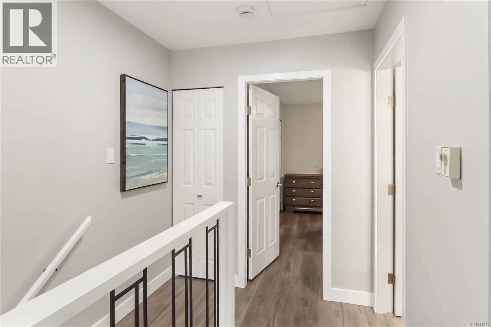 6066 Lionel Cres - 21