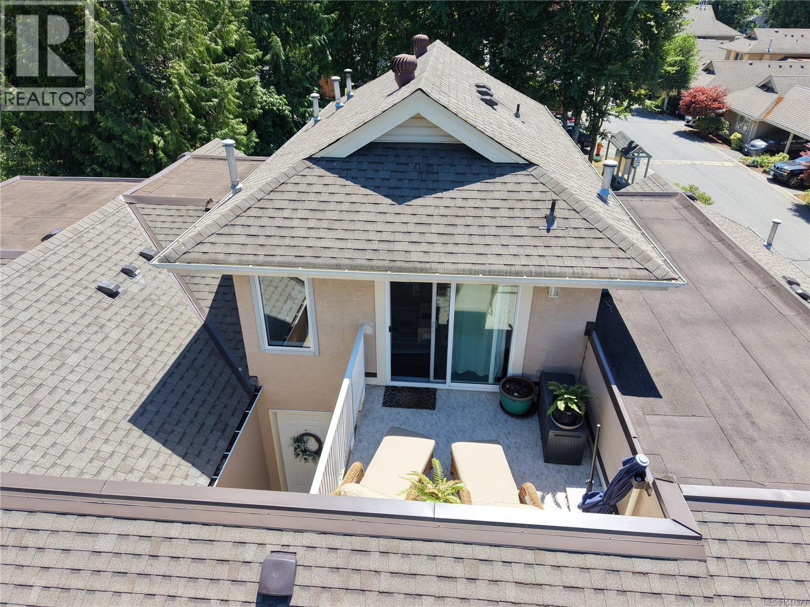 6066 Lionel Cres - 34